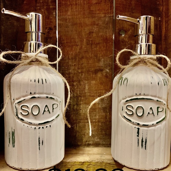 Soap Dispenser - Picture 1 of 1